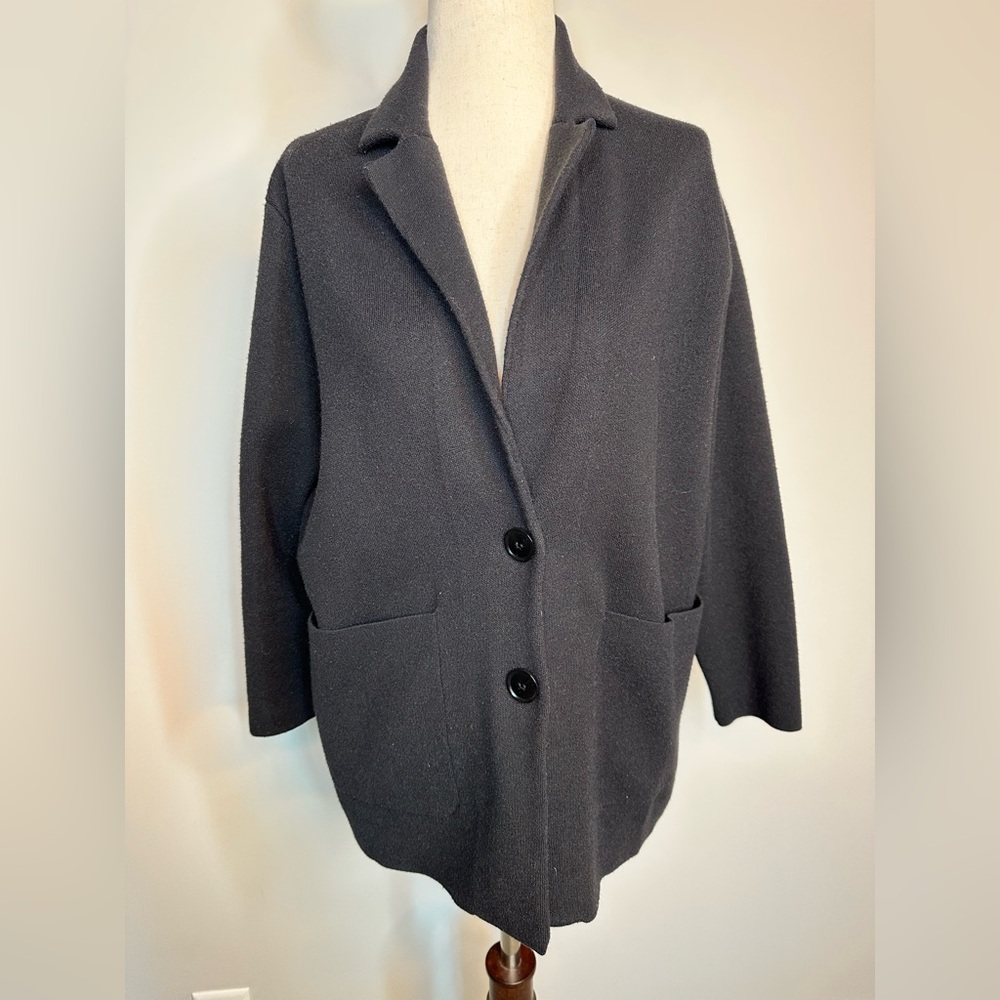 Sz M Ann Taylor black coatigan button front sweater blazer